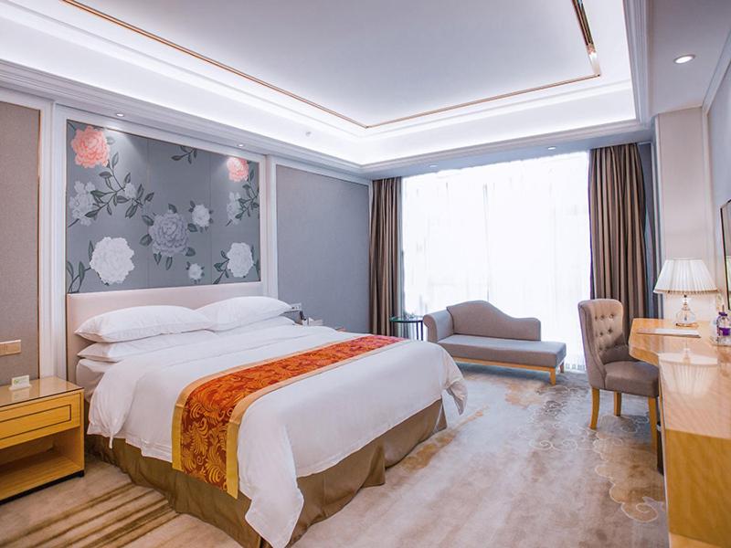 Vienna International Hotel (Hangzhou South Railway Station) 9/23