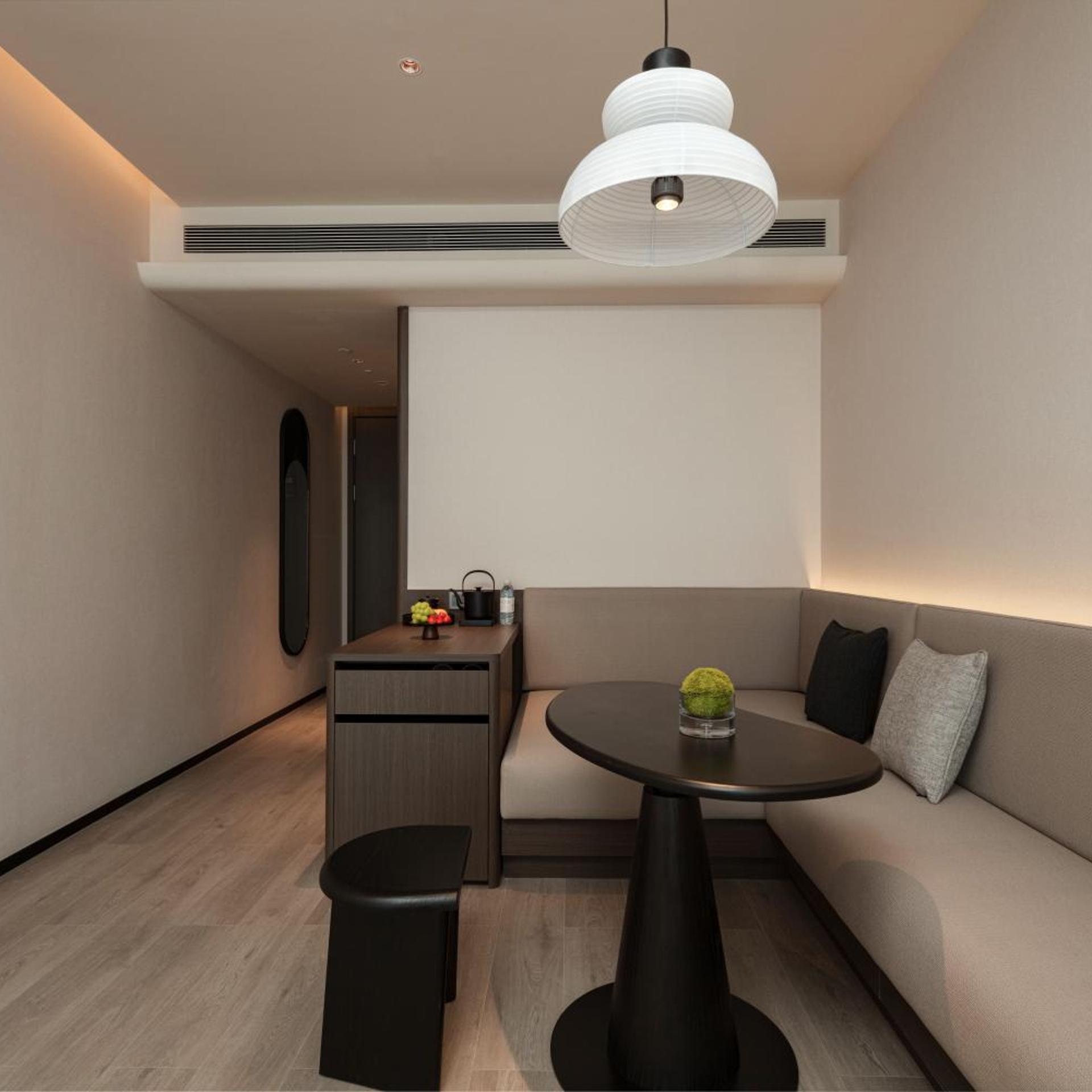 Guangzhou International Financial City Linjiang Avenue Atour Hotel 32/50
