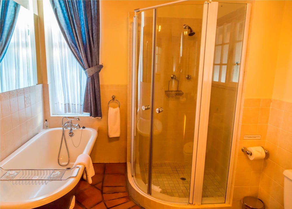 Manor, Garden, Suite, House, 2 King Beds