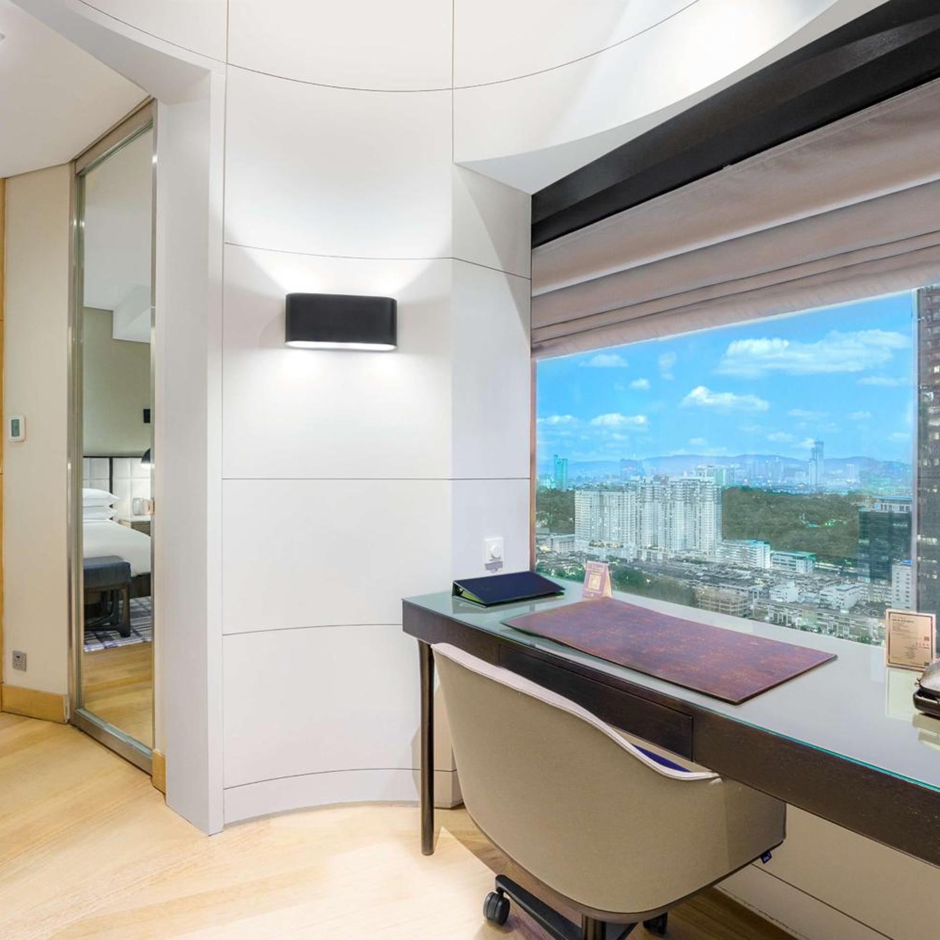 جناح غراند تنفيذي بسرير كينج، Hilton Kuala Lumpur 10/10