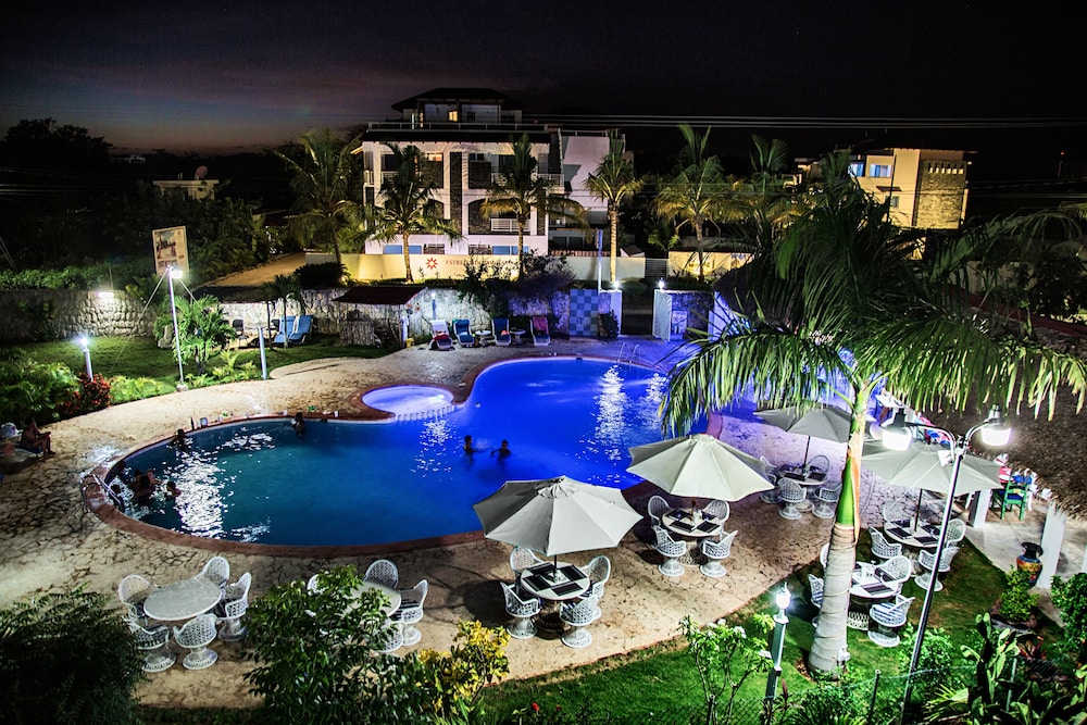 Hotel El Eden 6/57