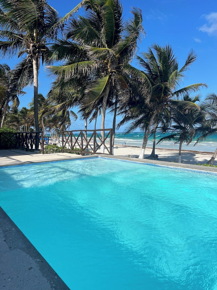 El Paraiso Hotel Tulum 25/50