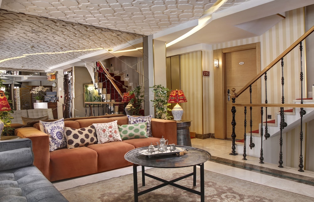 Almina Hotel 26/44