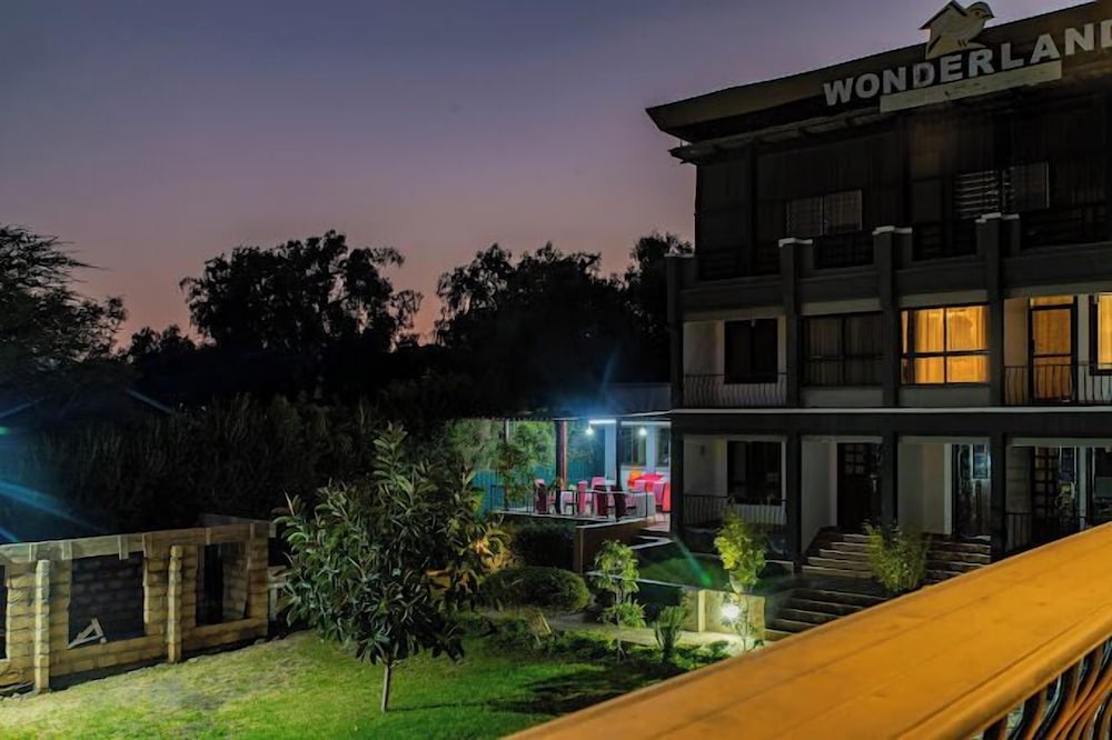 Wonderland Homestay 6/50
