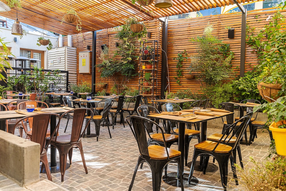 Tagle Hotel Boutique 47/64