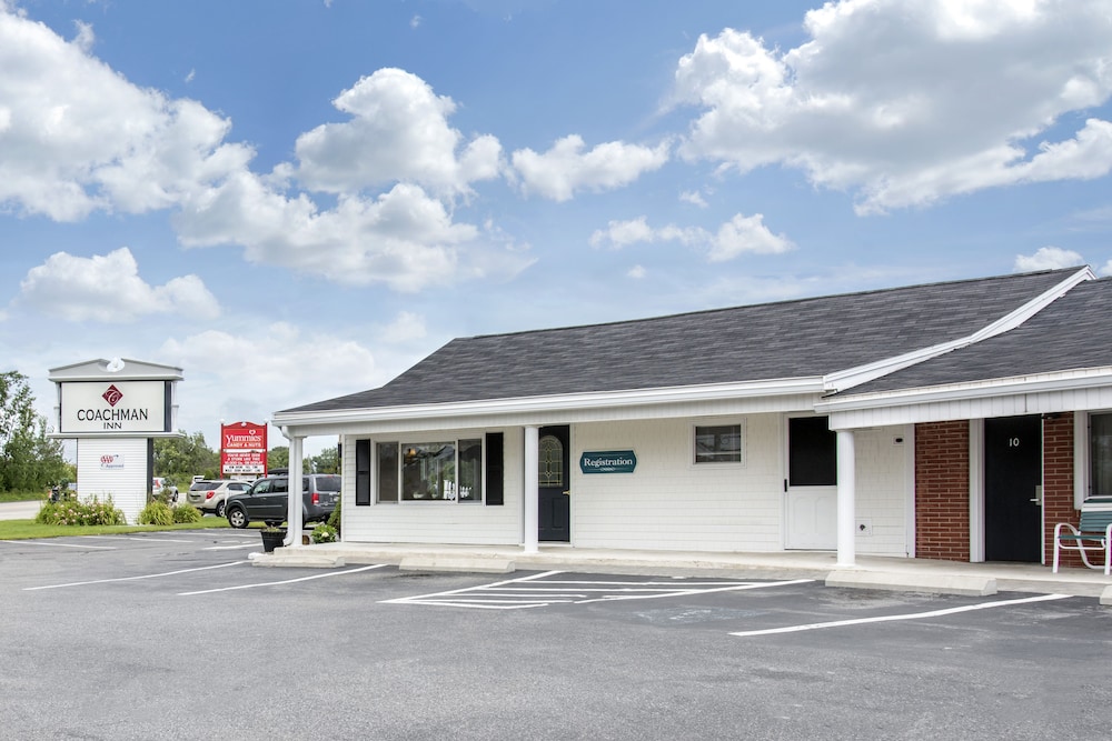 Coachman Inn 44/55