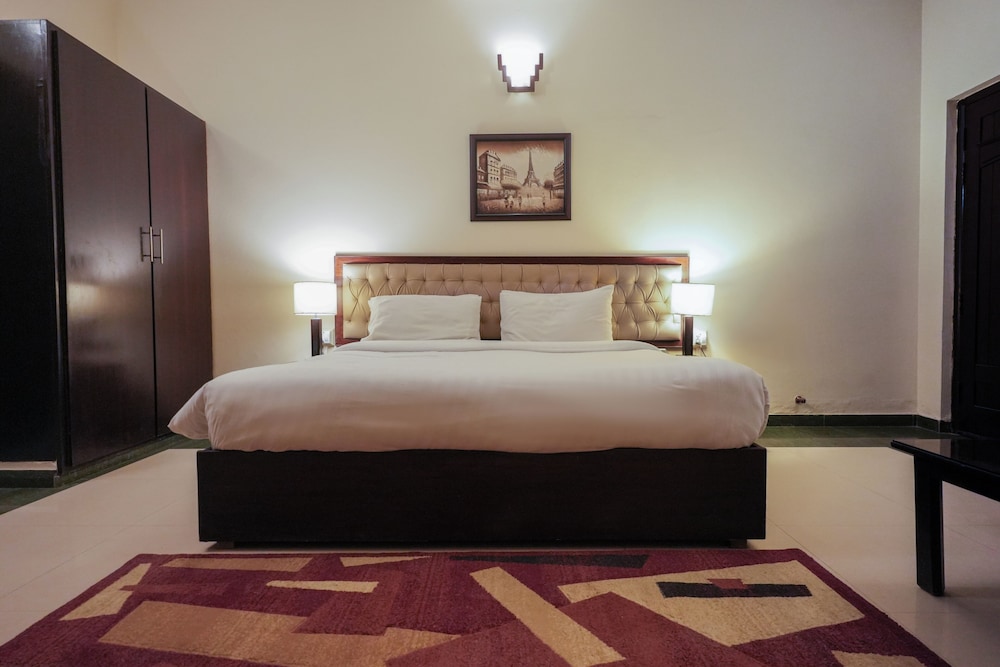 Hotel One Bahawalpur 21/49