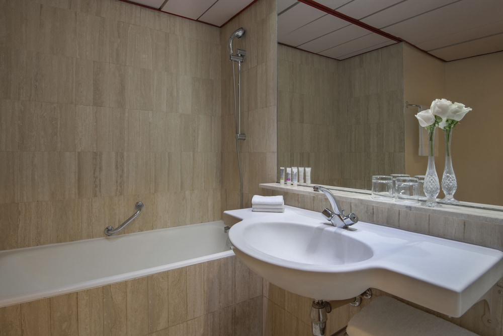 Treffen House Doha next to Msheireb Metro Station and Souq Waqif 14/64