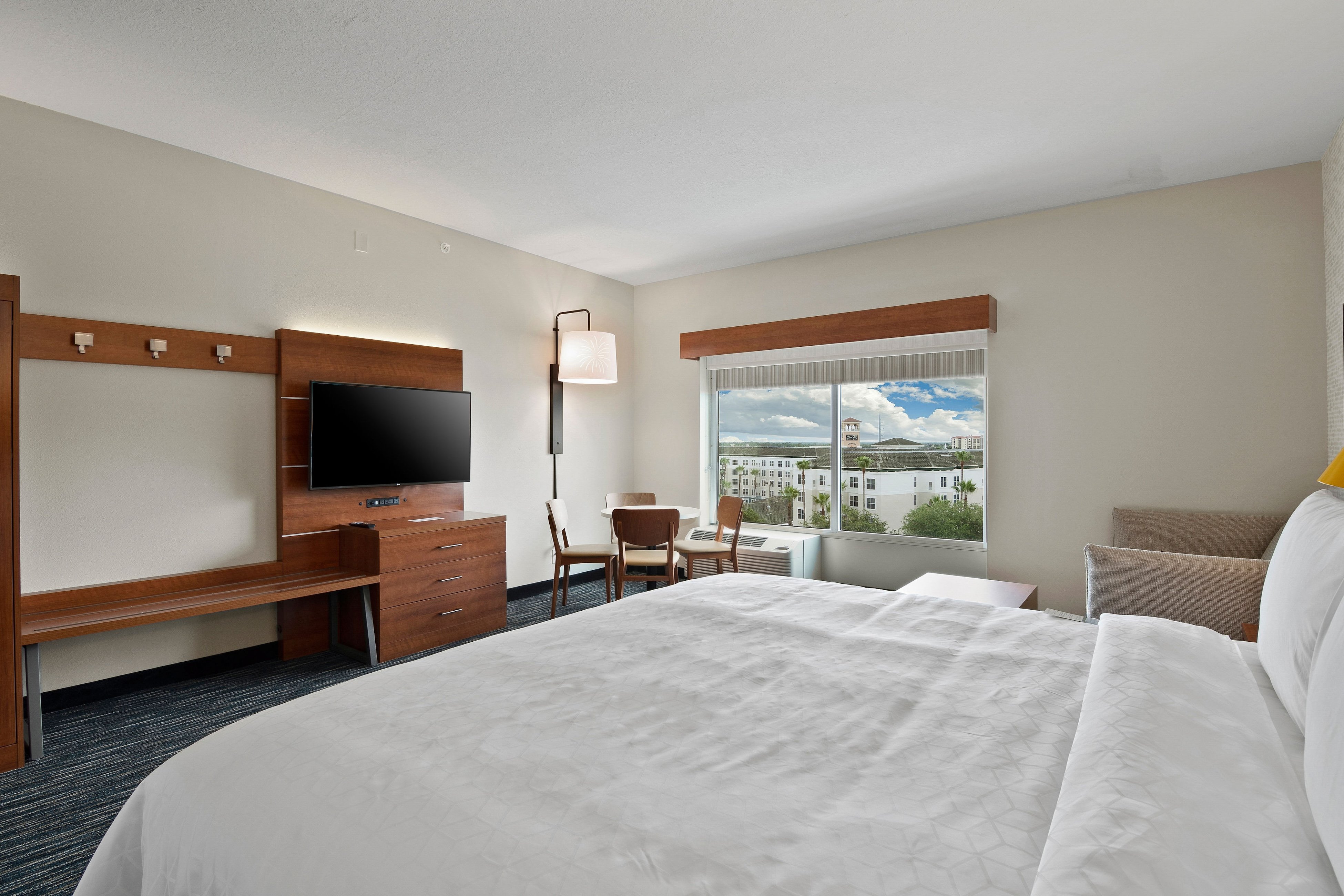 Holiday Inn Express Suites Orlando Lk Buena Vista Area 26/60