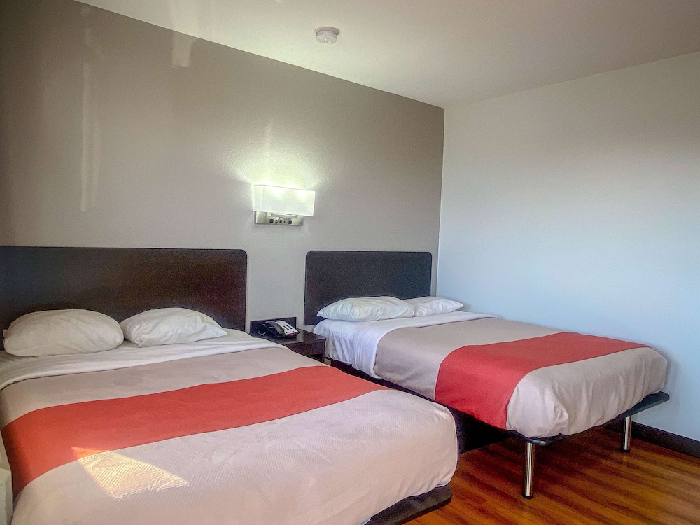 Motel6 Wichita, KS 20/44
