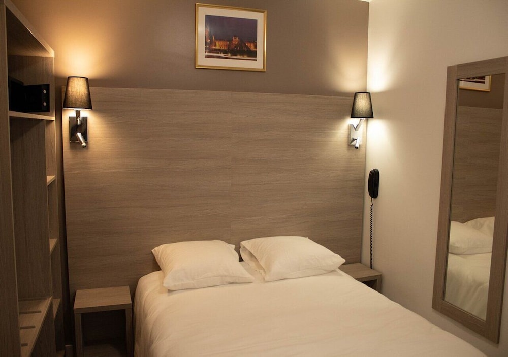 Paris Rooms & Dreams Hotel 9/21