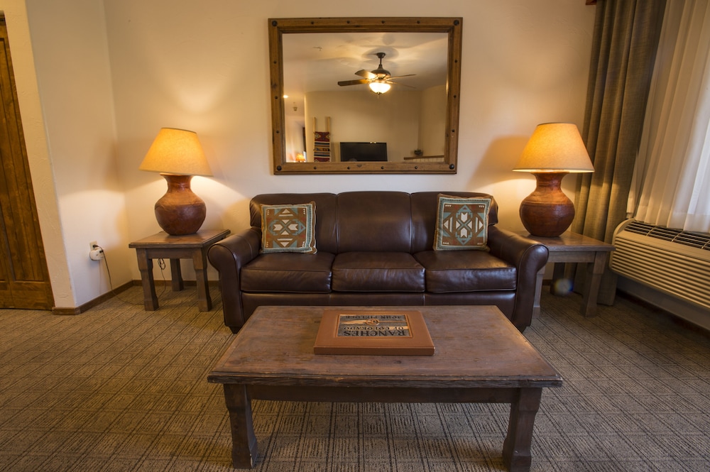 Table Mountain Inn 33/53