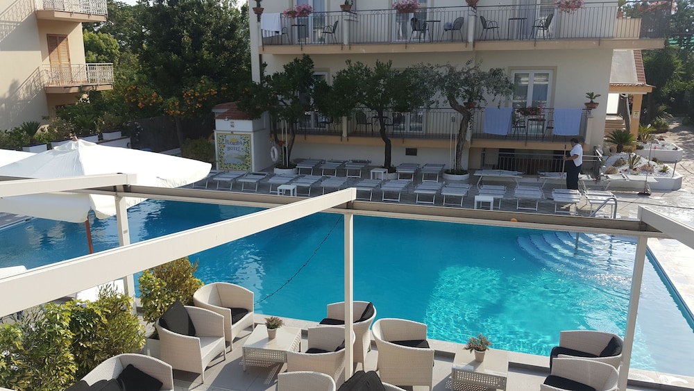 Hotel Florida Sorrento 12/80
