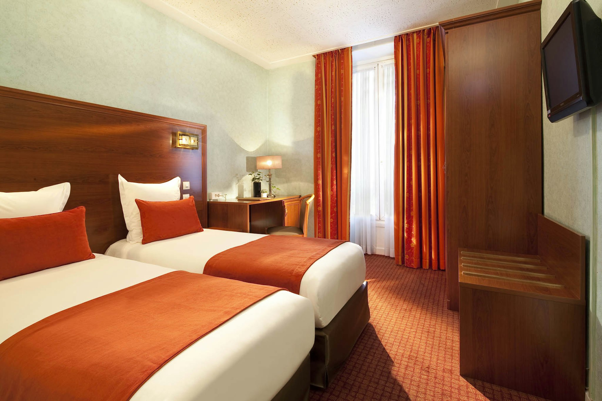 Hôtel Terminus Lyon 8/32