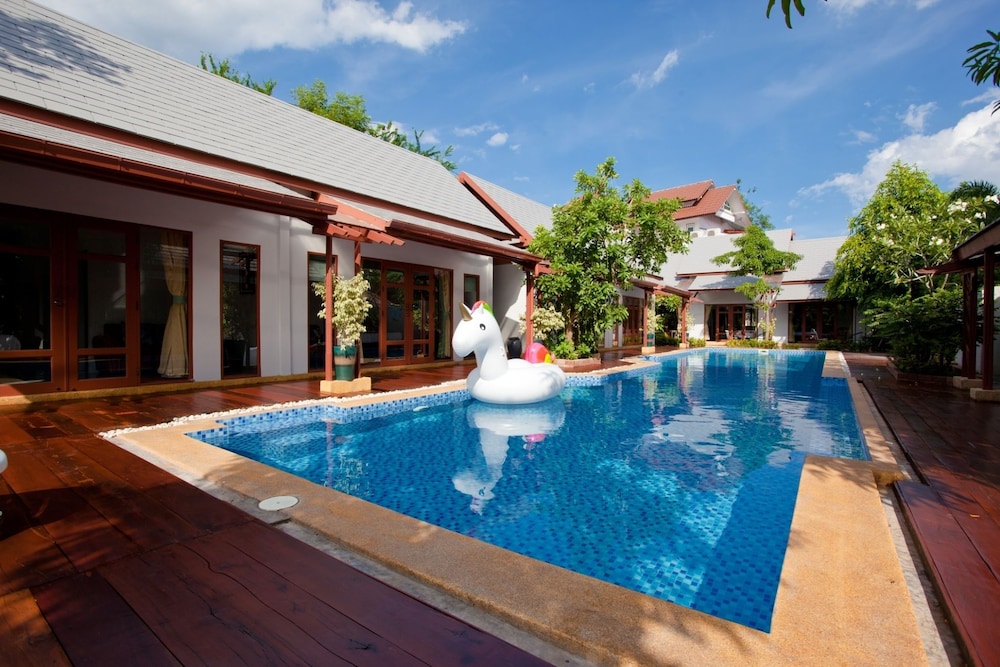 Ardea Resort Pool Villa 2/49