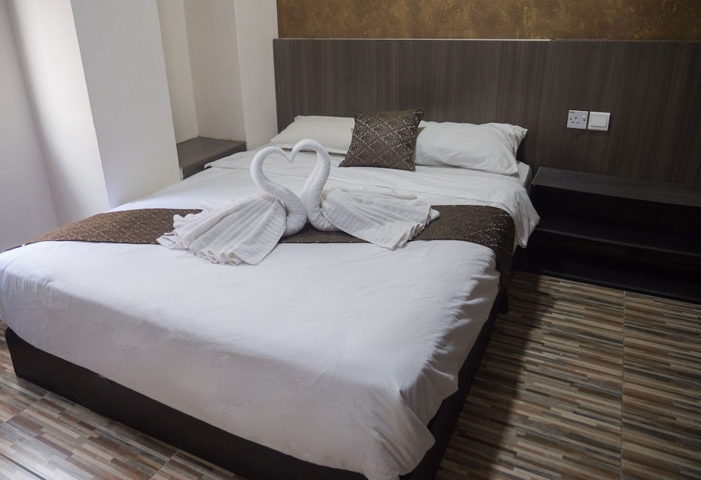 Fast Hotel Idaman Near To IIUM KL 25/75