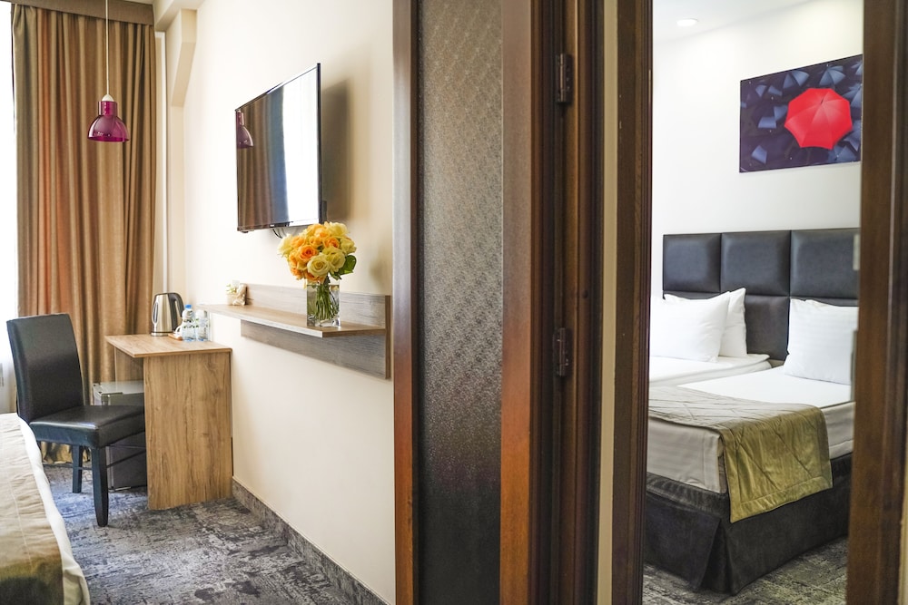 Median Hotel City Center Yerevan 57/57