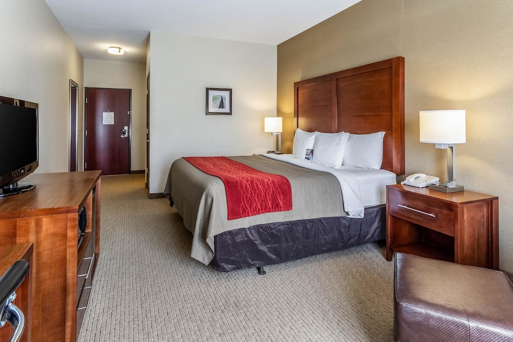 Comfort Inn & Suites Gillette near Campbell Medical Center 17/44