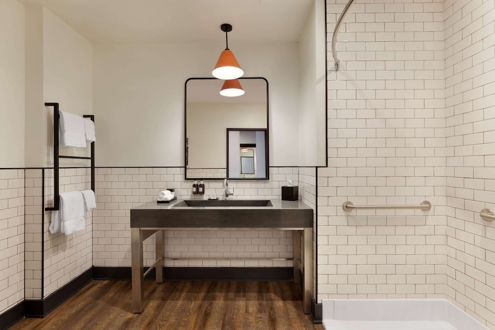 Origin Westminster, a Wyndham Hotel 20/44