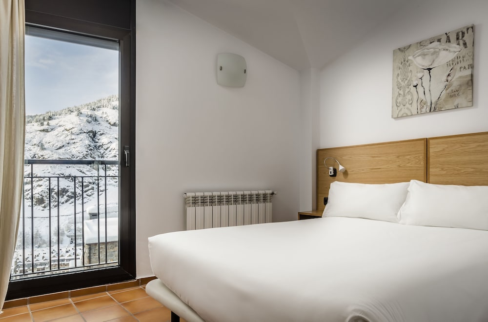 APARTAMENTS PRAT DE LES MOLLERES 6/31