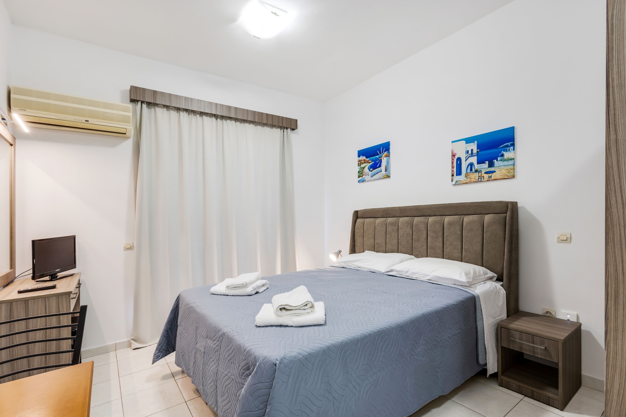 استوديو بسرير كينج بإطلالة على الحديقة بشرفة، Johnhara Studios And Apartments 5/6