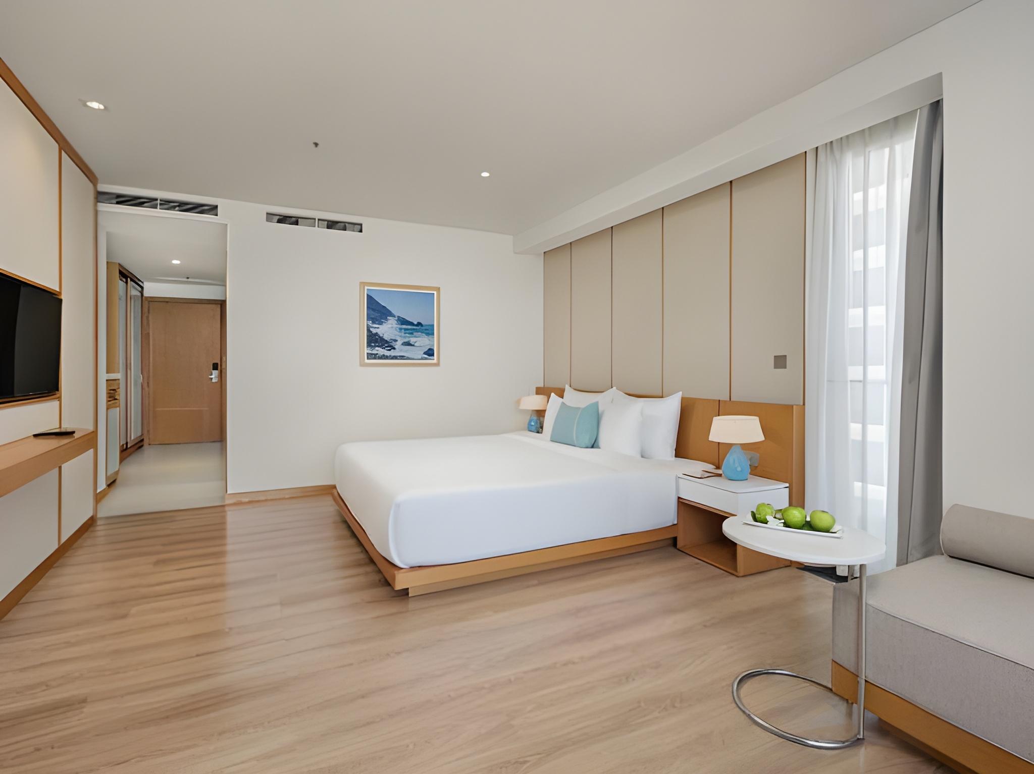 Spa, Premier, Suite, King Bed, Ocean Front, Balcony