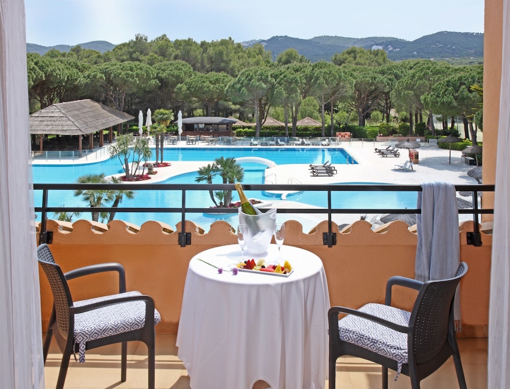 La Costa Golf and Beach Resort 32/50