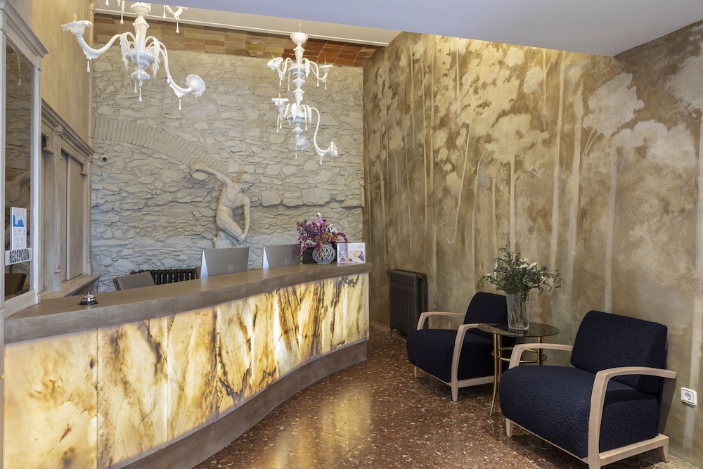 Porto Cristo Hotel 3/48