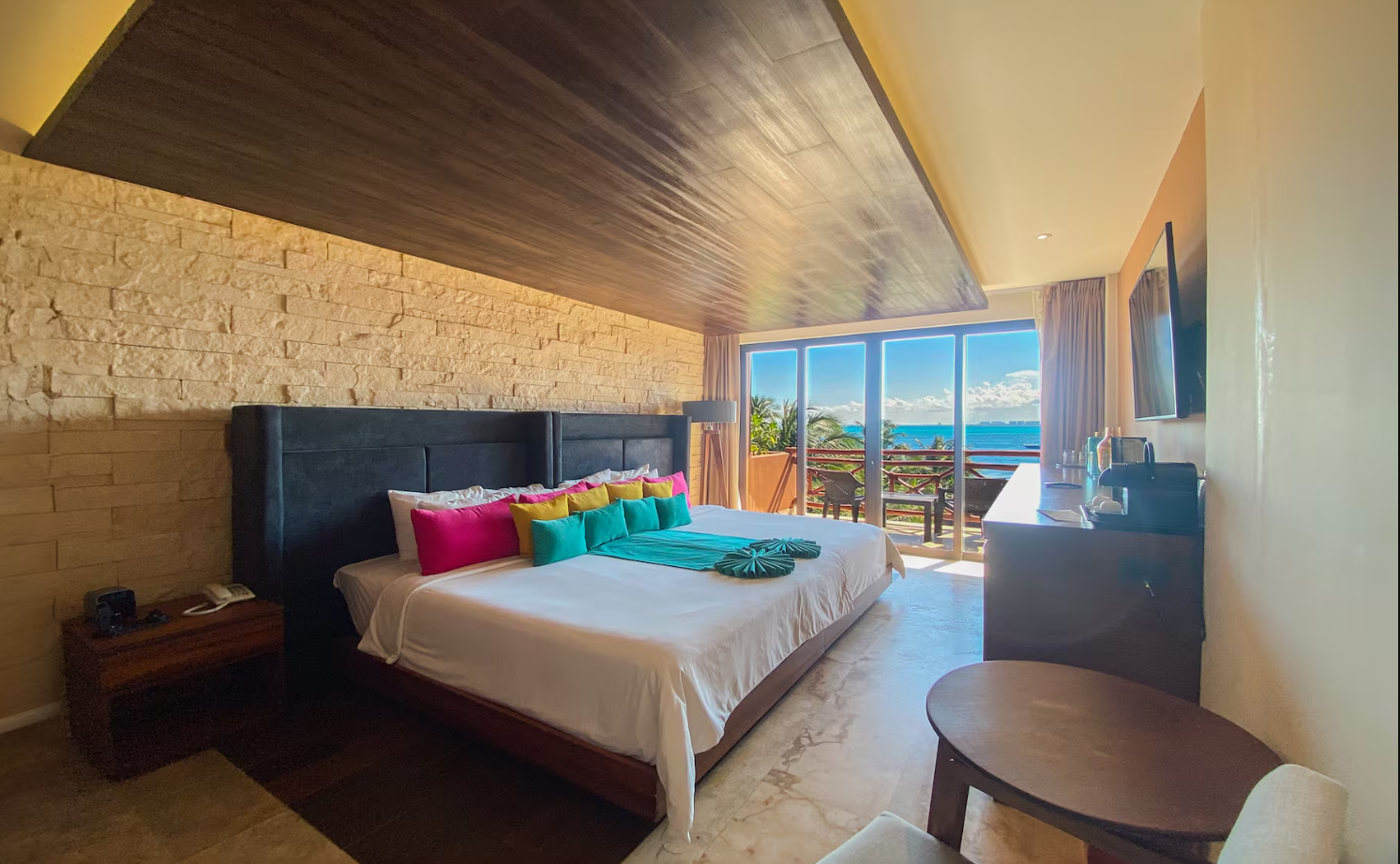 Deluxe, Suite, Ocean View