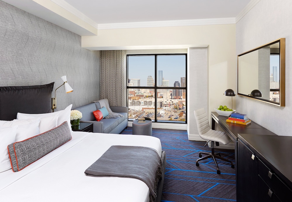 Executive, King Bed