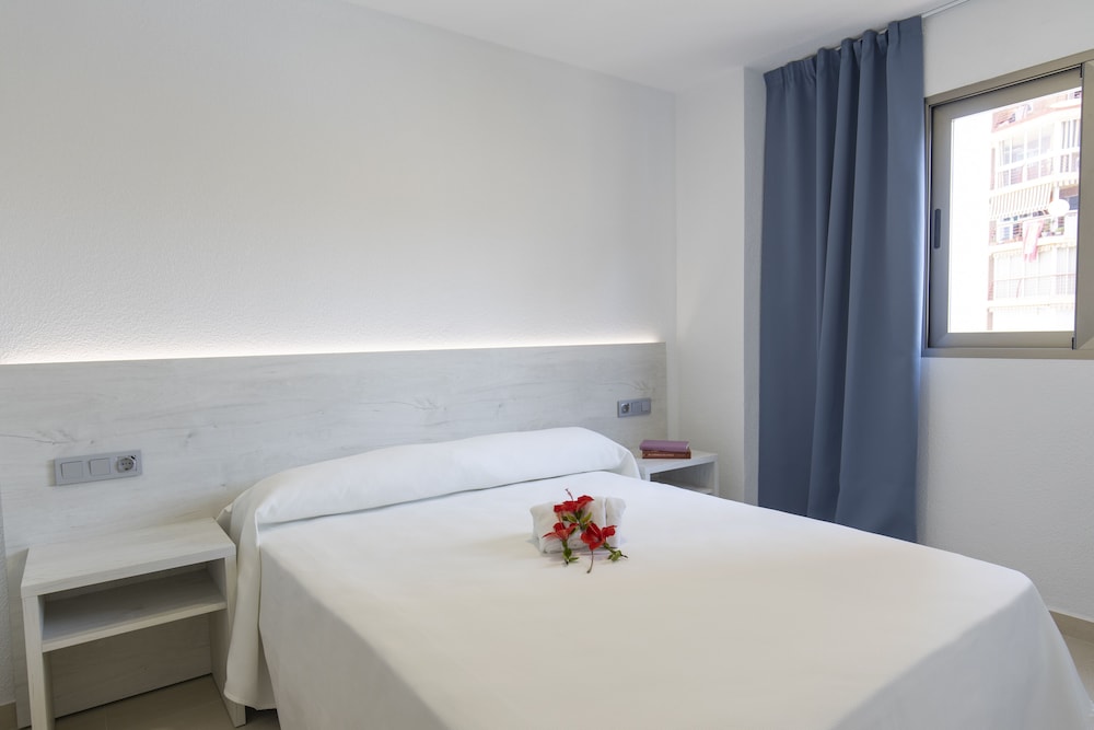 2 BEDROOMS, APARTMENT, TERRACE