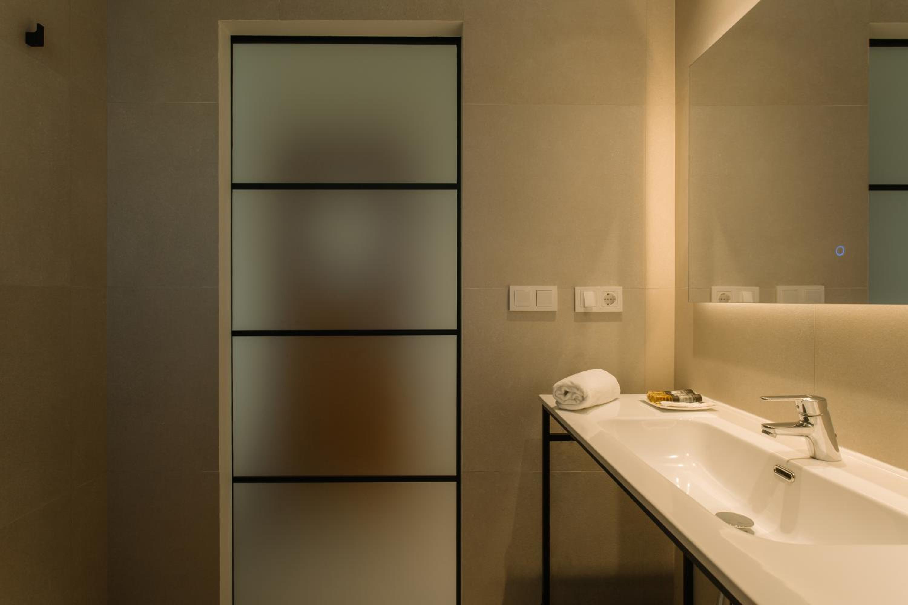 Nadal Hotel 48/51