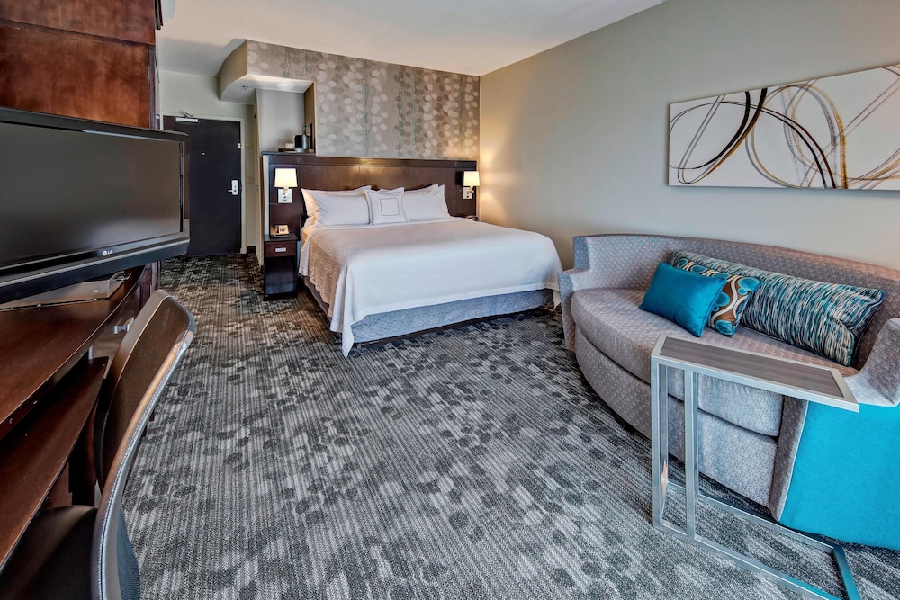 Courtyard By Marriott Midland 14/51