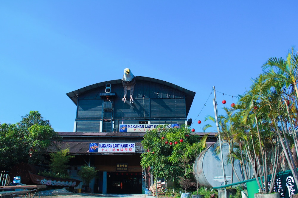 The Happy 8 Retreat At Kuala Sepetang 1/50
