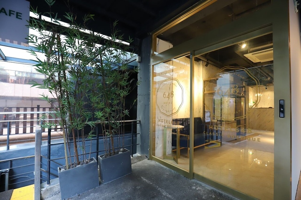 648 Hotel 6/57