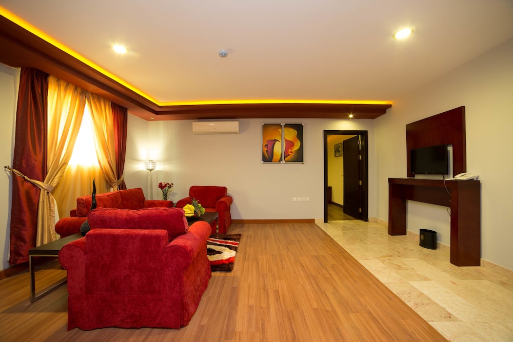 رؤوم إن بريدة(Raoum Inn Hotel Apartments Buraydah) 28/35
