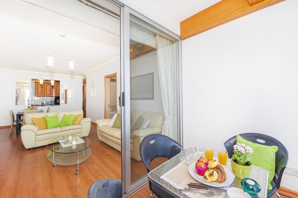 Spinola Bay Apartment 17/40