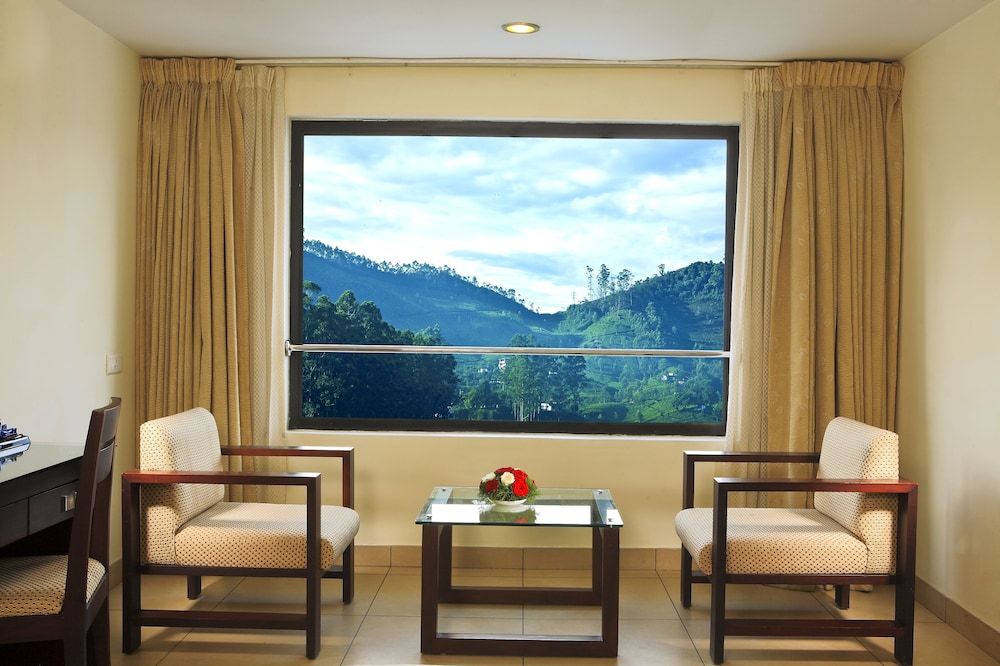 Clouds Valley Leisure Hotel 13/15