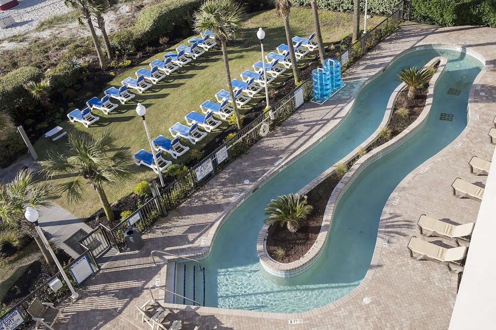 Grande Shores Ocean Resort 17/84