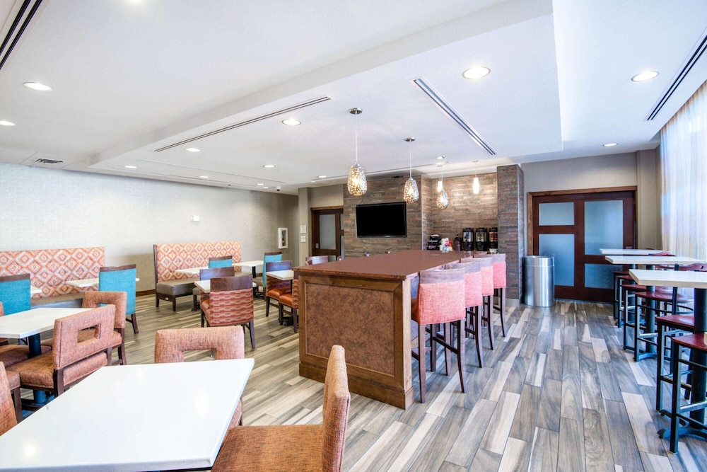 La Quinta Inn & Suites by Wyndham Durango 33/45