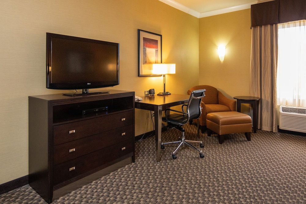 Holiday Inn Express Castro Valley 55/71