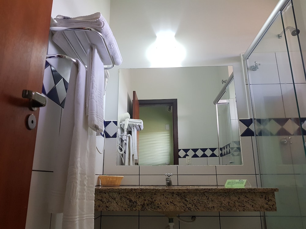 Hotel das Palmeiras 50/50