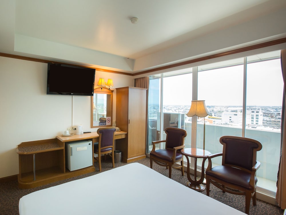 V L Hatyai Hotel 46/65