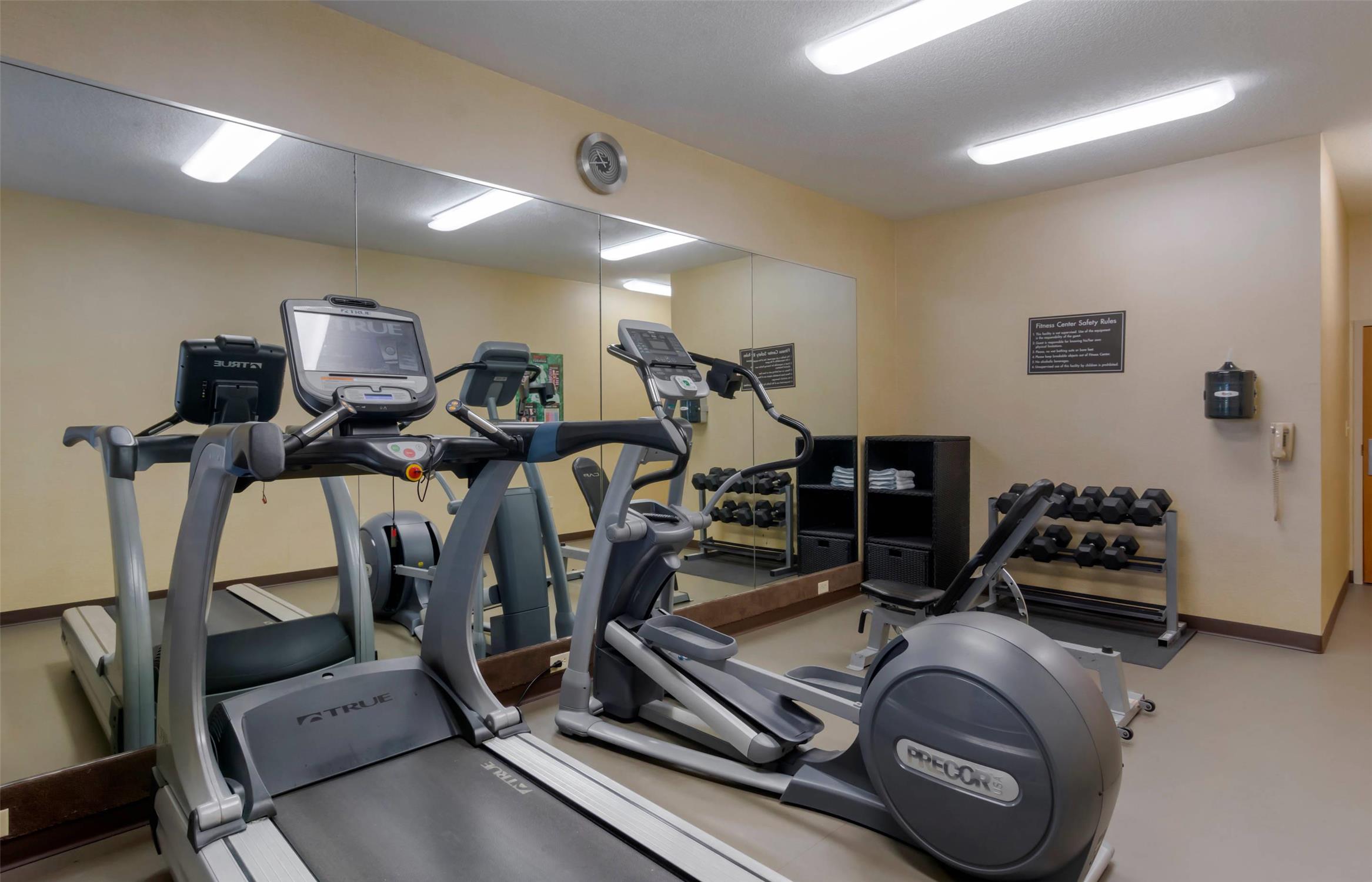 Sleep Inn & Suites Prince George near Fort Lee 23/31