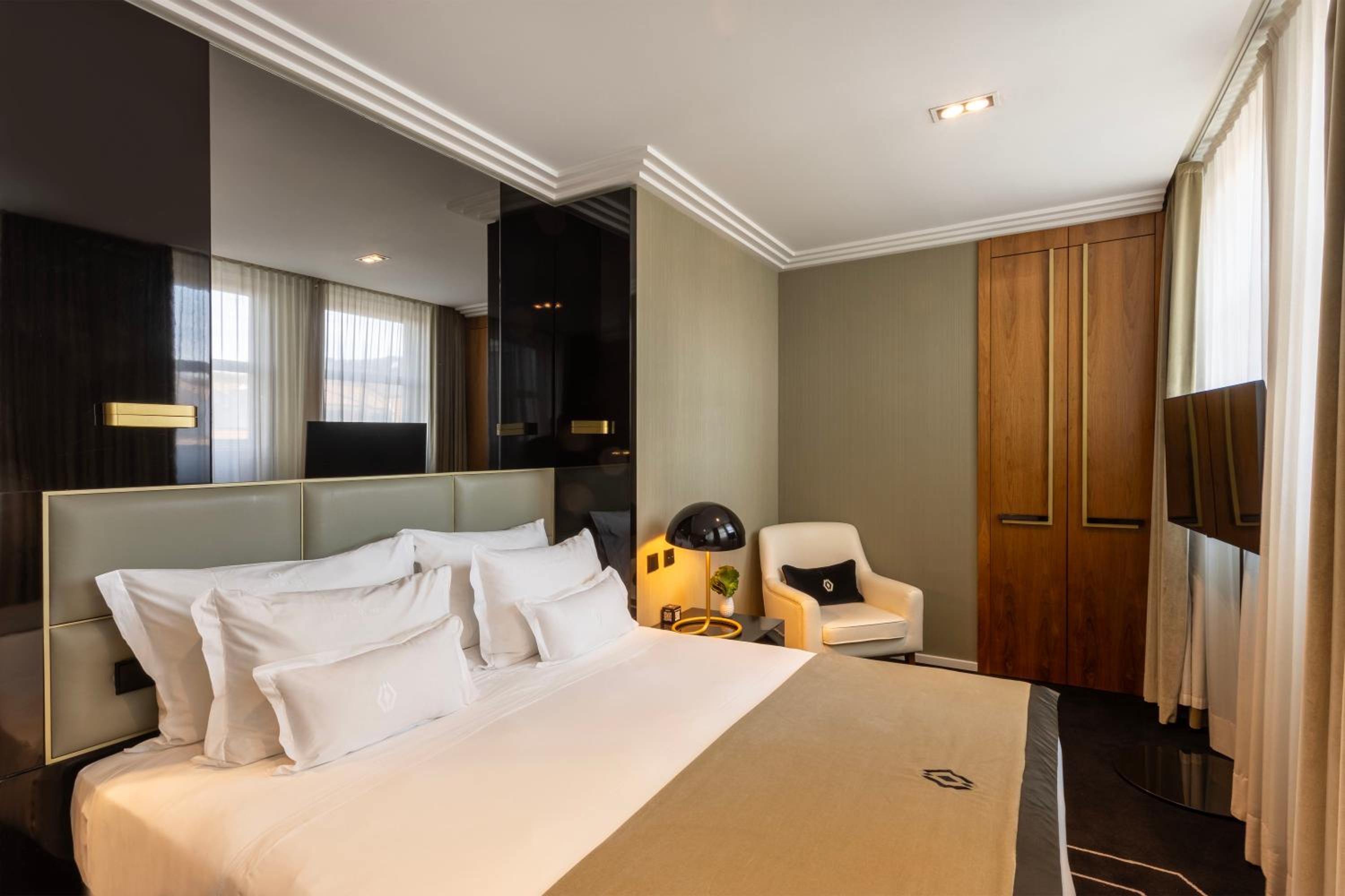 Classic, Single, Double Bed
