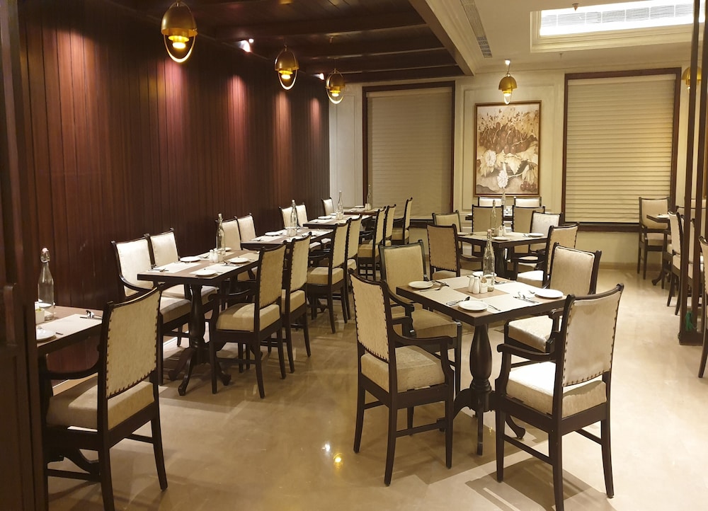 Sarovar Portico Dehradun 29/40