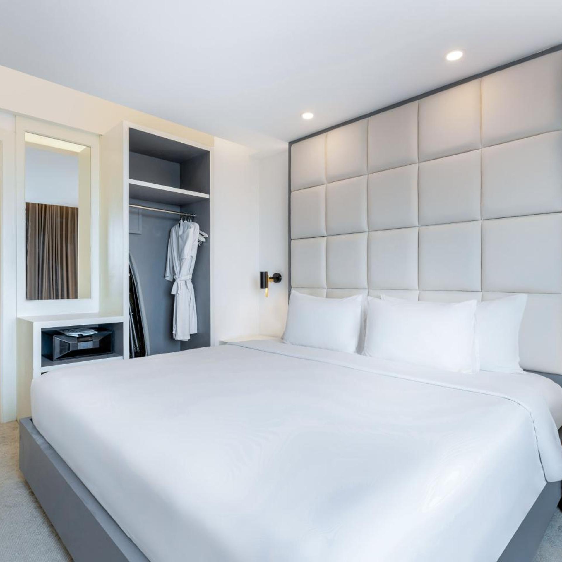 Loft, Suite