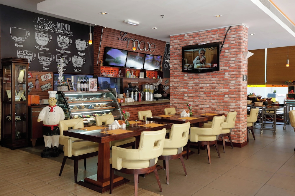 restaurant cafeteria