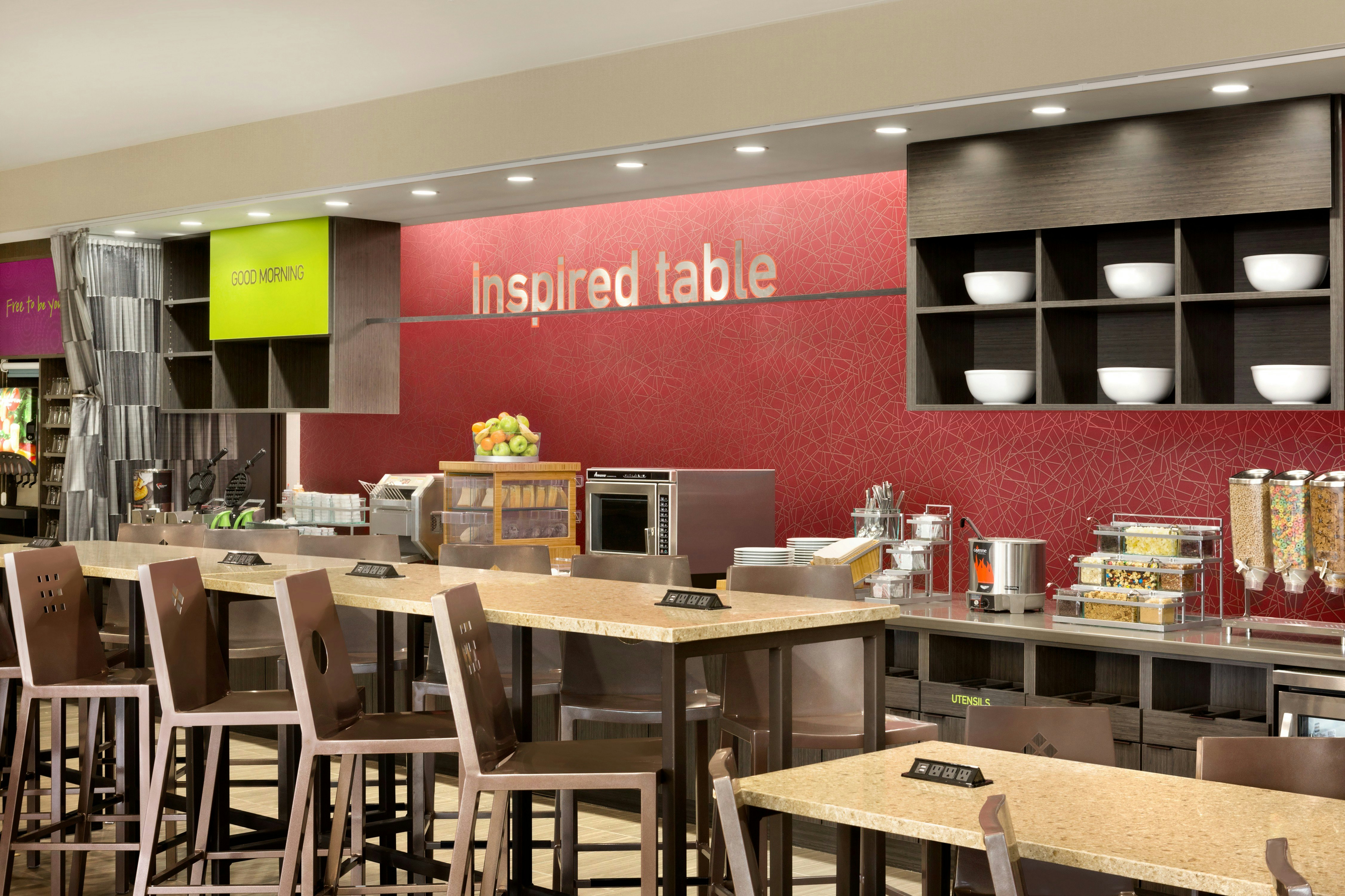 Home2 Suites by Hilton Birmingham Downtown 14/15