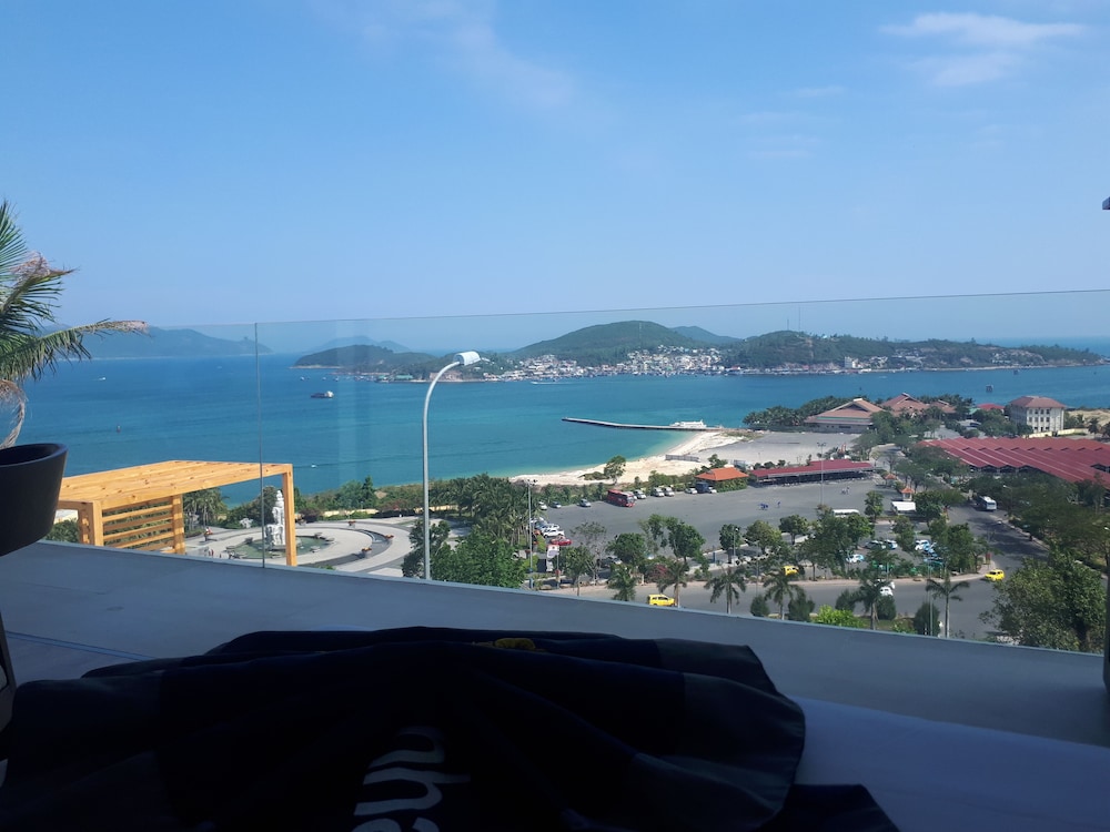Nha Trang Harbor View Villa 44/47